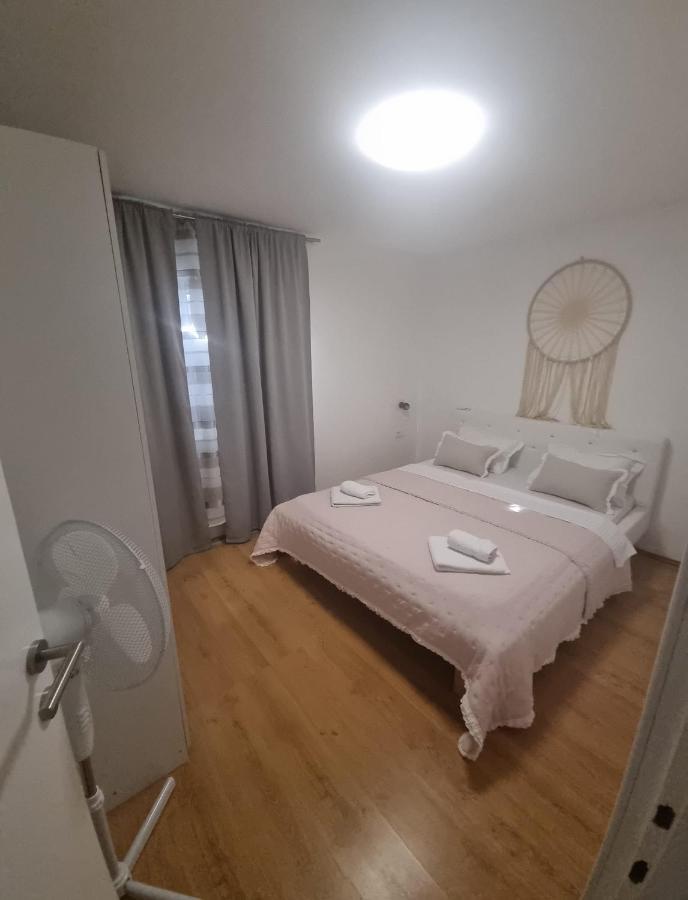 Villa Green Hill, Cista Velika, Imotski オミシュ エクステリア 写真